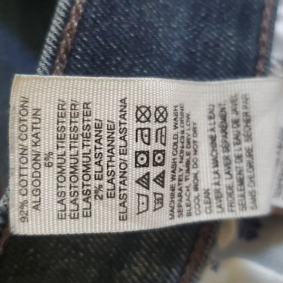 Lucky Brand Sweet Straight Jeans in Buena Park Wash. - Picture 14 of 16